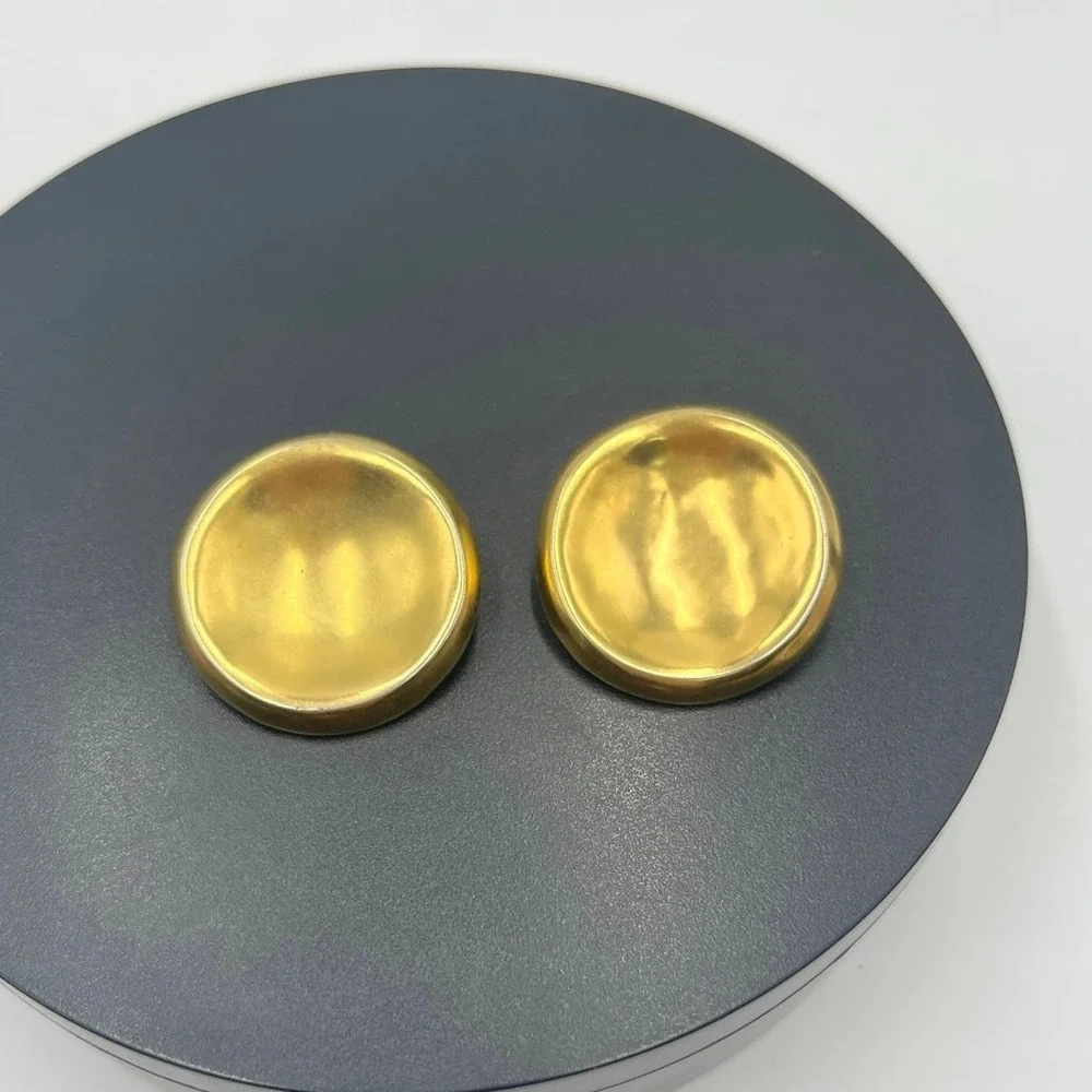 Robert Lee Morris RLM Signed Vintage Gold Tone Round Dome Clip-On Earrings
